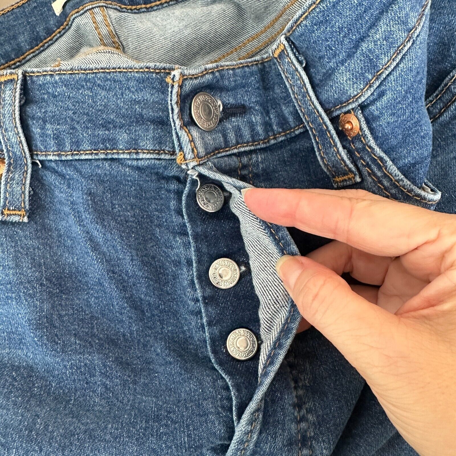 Levi's Levi's Medium Wash Wedgie Skinny High Rise Button Jean 32 Size 32" / US 10 / IT 46 - 4 Thumbnail