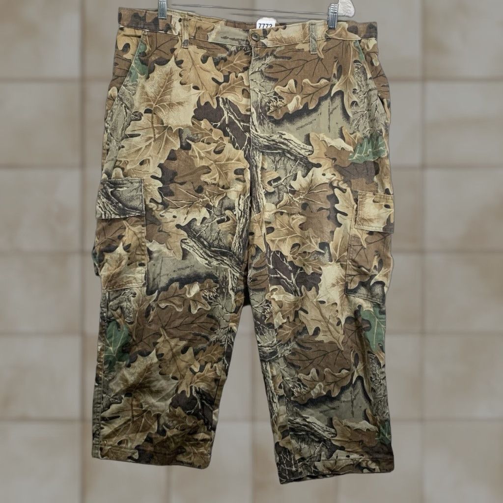 Vintage VINTAGE Unisex Camo Pants 42x25 Cargo Wide-Leg Men’s Hunting Military 90s USA Made Size US 42 / EU 58 - 1 Thumbnail