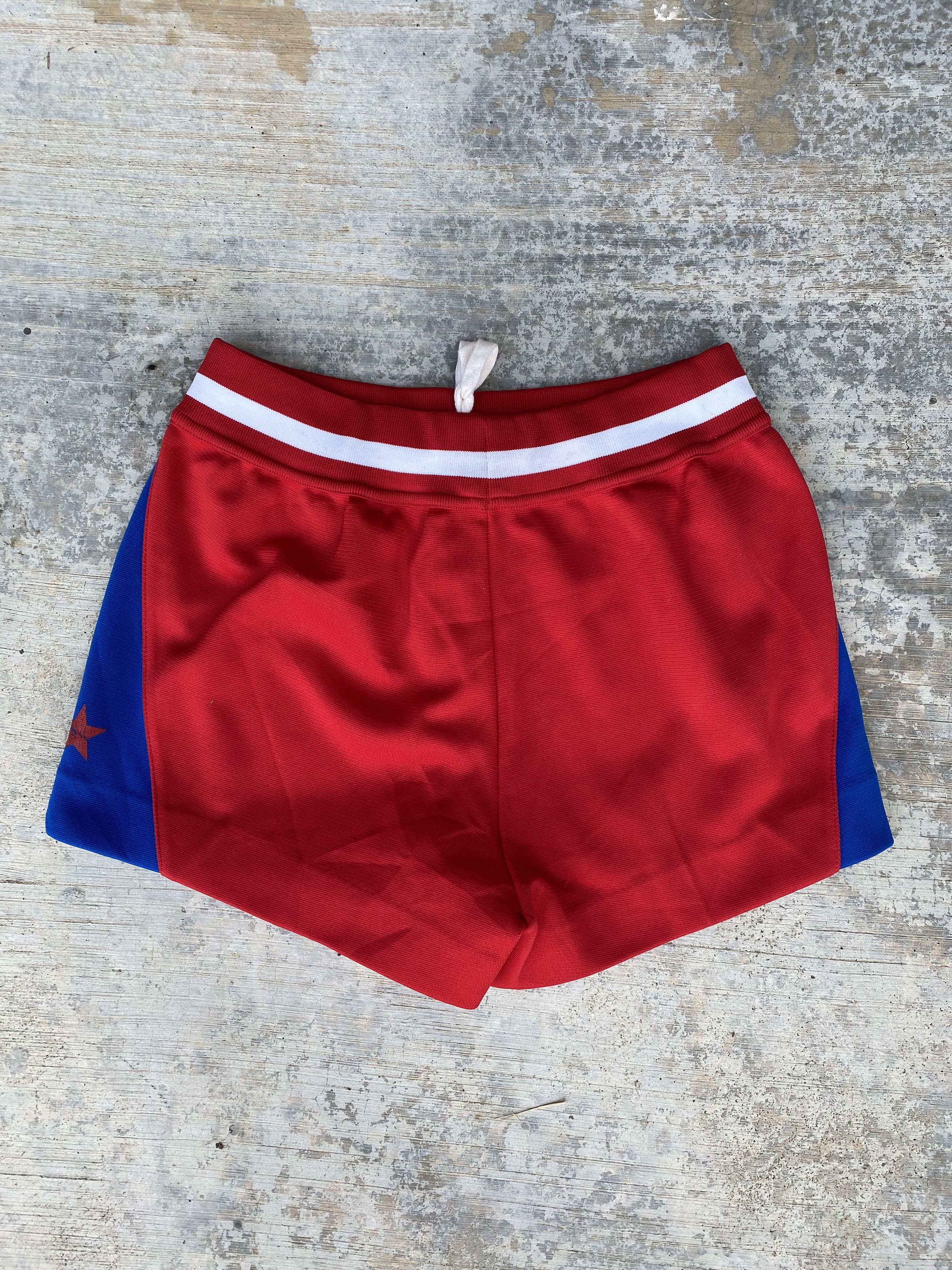 Descente Vintage Descente basketball shorts Size US 26 / EU 42 - 2 Thumbnail