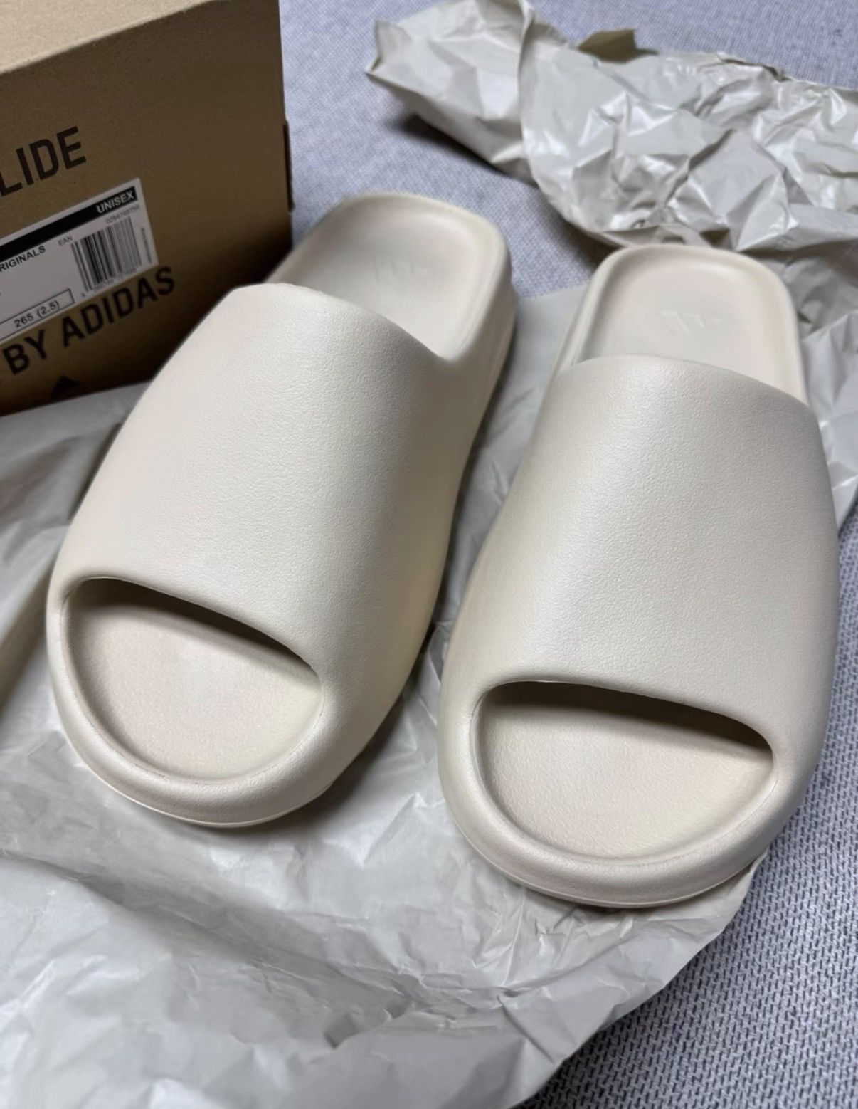 Adidas Adidas Yeezy Slide Bone FZ5897 K37 Size US 9.5 / EU 42-43 - 8 Thumbnail