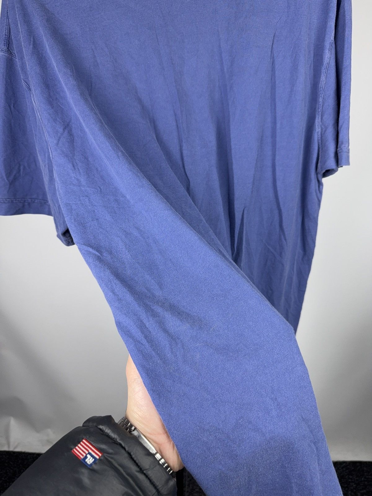 Calvin Klein 00s Vintage Calvin Klein Jeans Minimal Logo Blue T-Shirt L Size US L / EU 52-54 / 3 - 16 Thumbnail