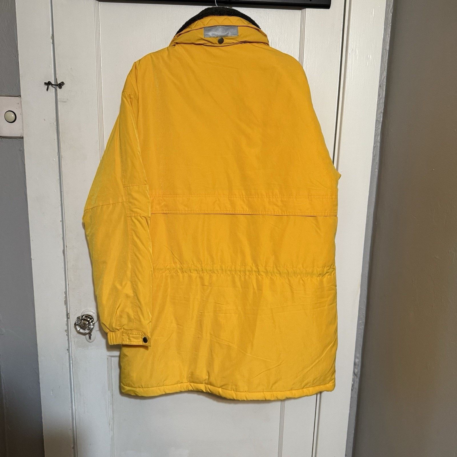 L.L. Bean Vtg LL Bean Jacket Men’s Large Tall Yellow Puffer Parka Size US L / EU 52-54 / 3 - 4 Thumbnail