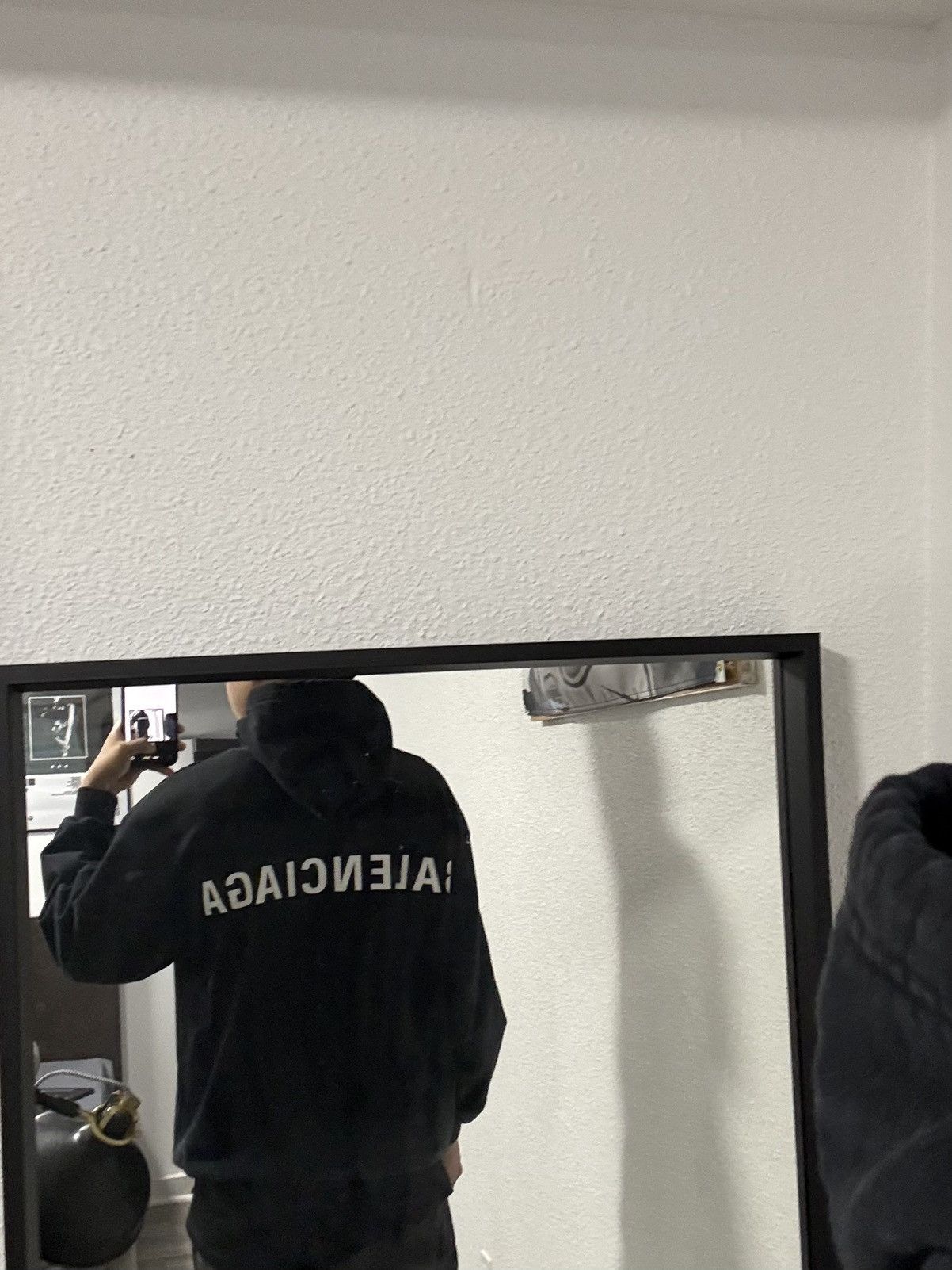 Balenciaga 🦇Balenciaga🦇 Back Logo Hoodie Size US XS / EU 42 / 0 - 18 Thumbnail