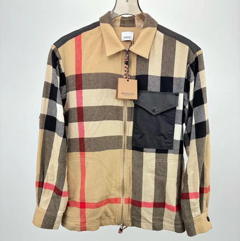 Burberry Burberry Khaki Color Men's Outer Jacket Size US S / EU 44-46 / 1 - 1 Thumbnail