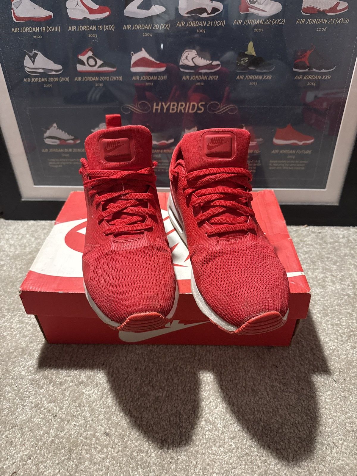Nike Nike Air Max Tavas Triple Red Size US 11 / EU 44 - 1 Thumbnail