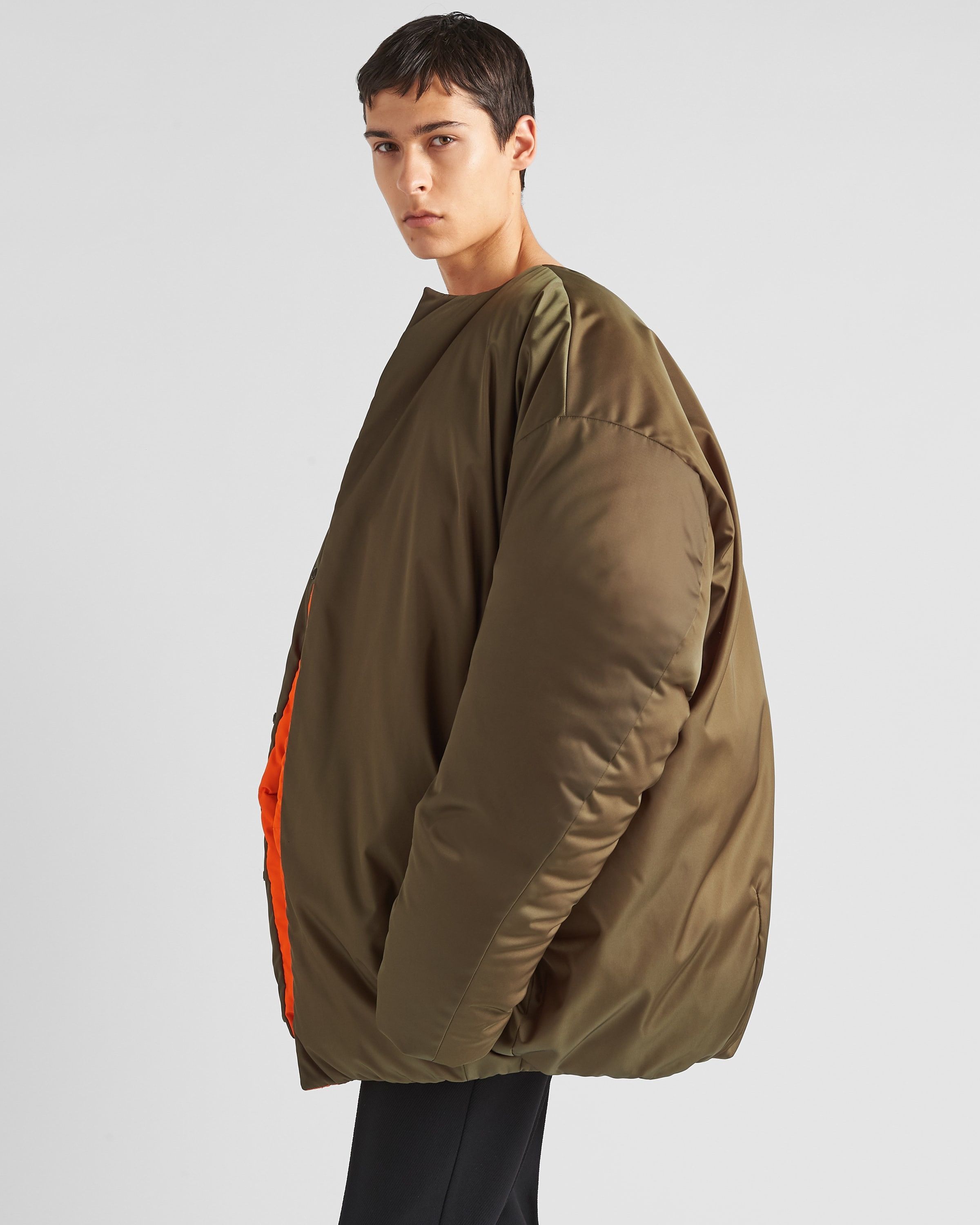 Prada o1mt1gz0225 Reversible Re-Nylon Down Jacket in Green Size US L / EU 52-54 / 3 - 3 Thumbnail