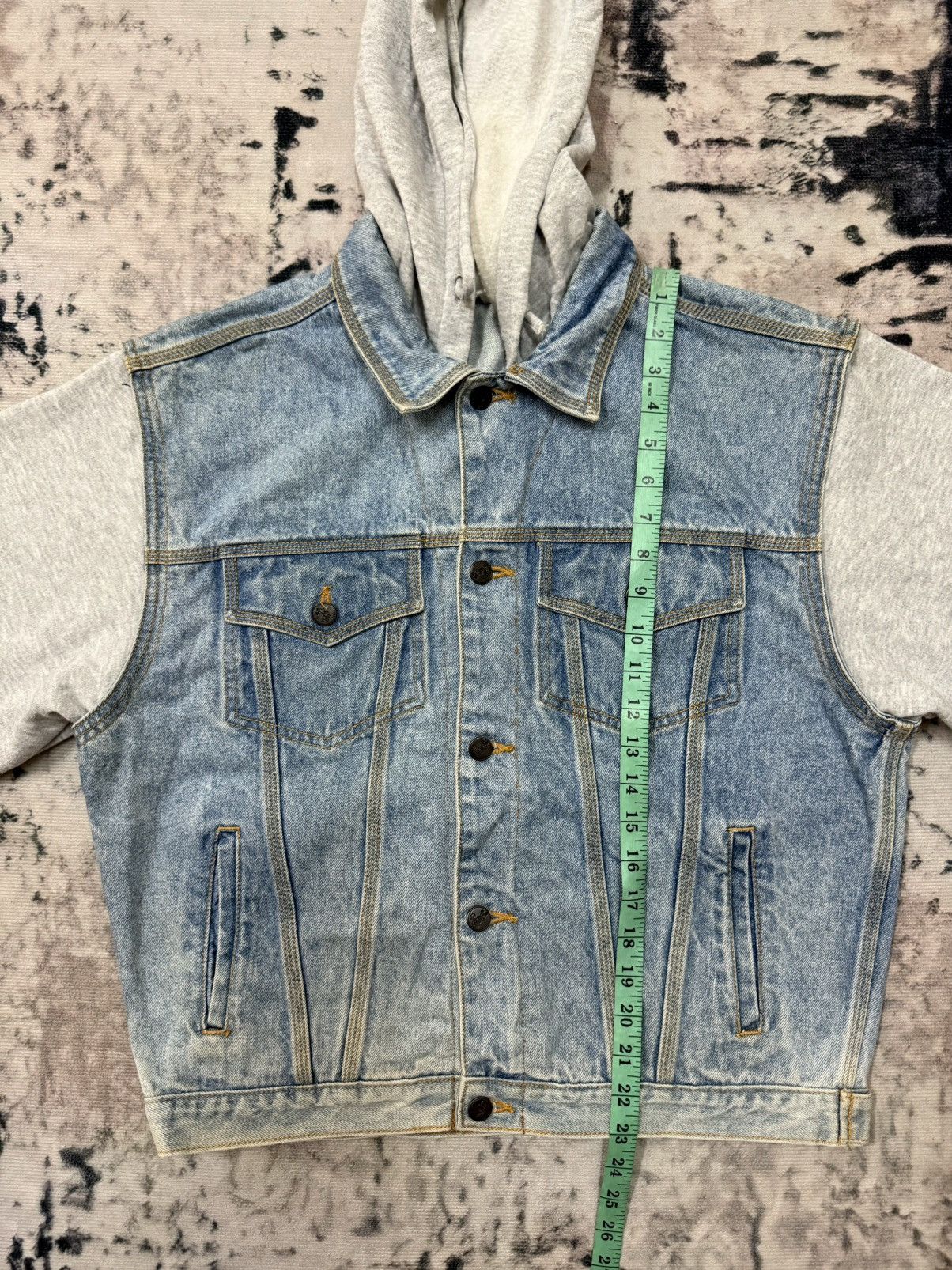 Disney Vintage Disney Store Denim Trucker Jacket Hoodie Size US L / EU 52-54 / 3 - 13 Thumbnail