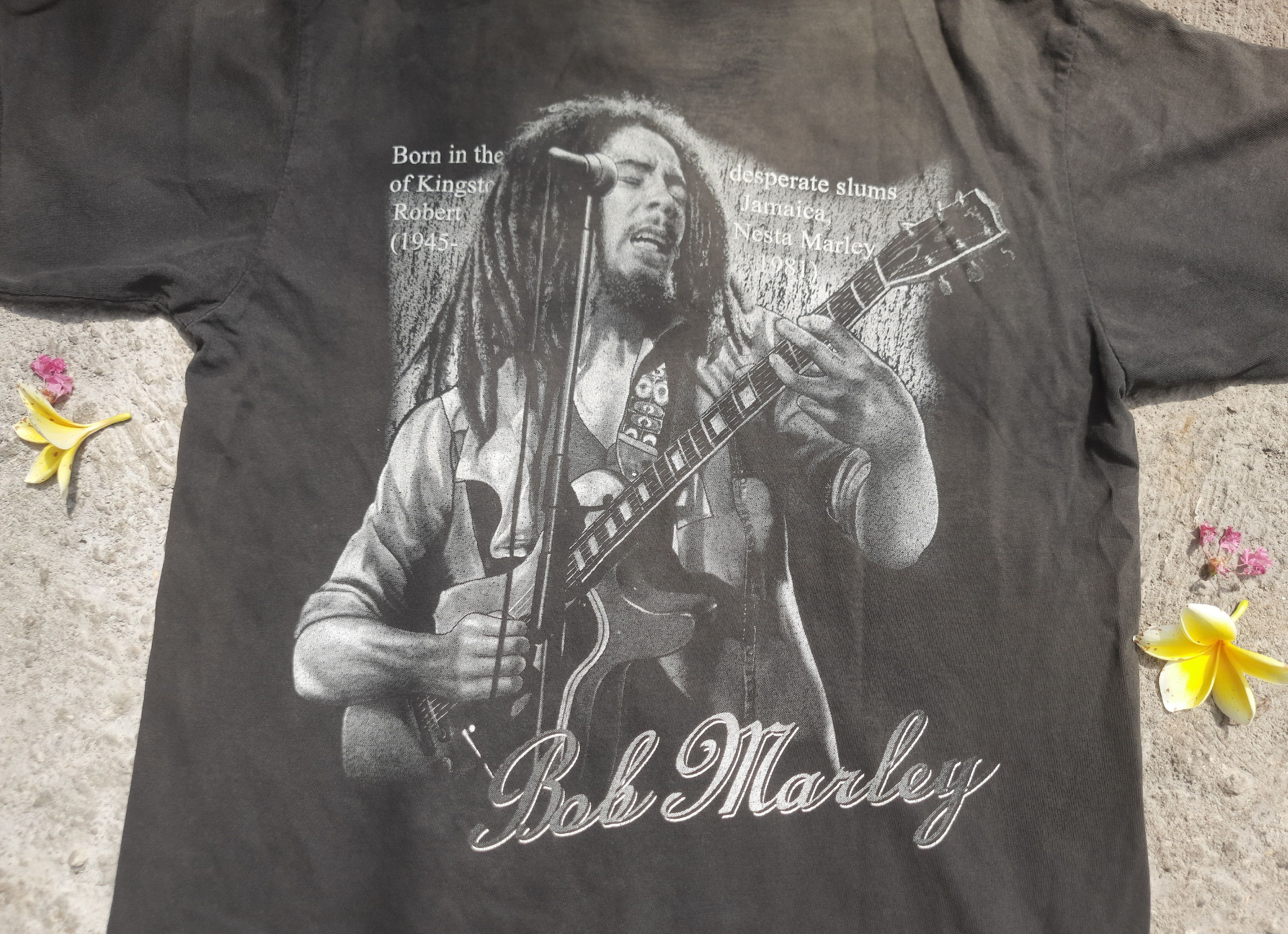 Rap Tees Y2K BOB MARLEY Memorial Tee Distressed Size US M / EU 48-50 / 2 - 3 Thumbnail