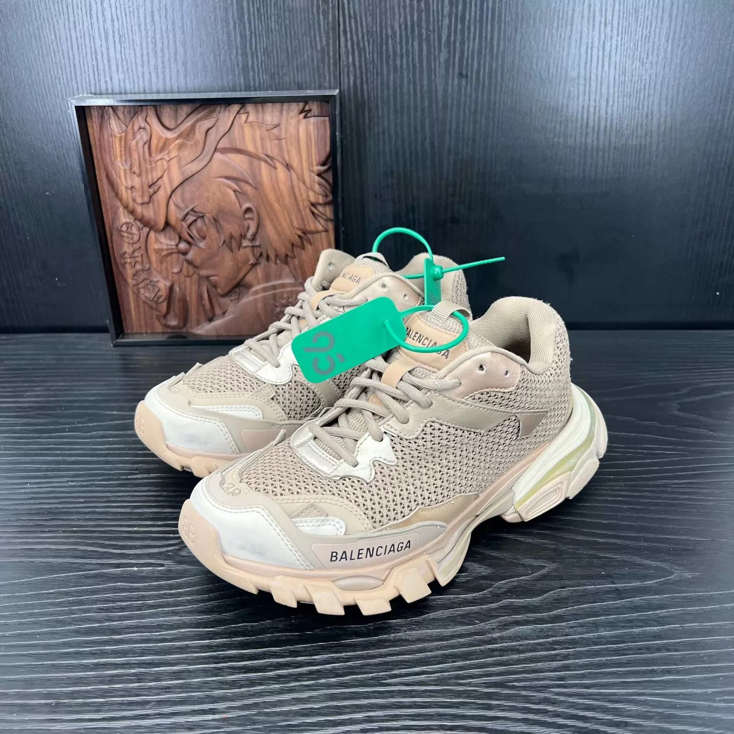 Balenciaga Balenciaga Track 3 Distressed Beige 38 Near New Size US 8 / IT 38 - 1 Thumbnail