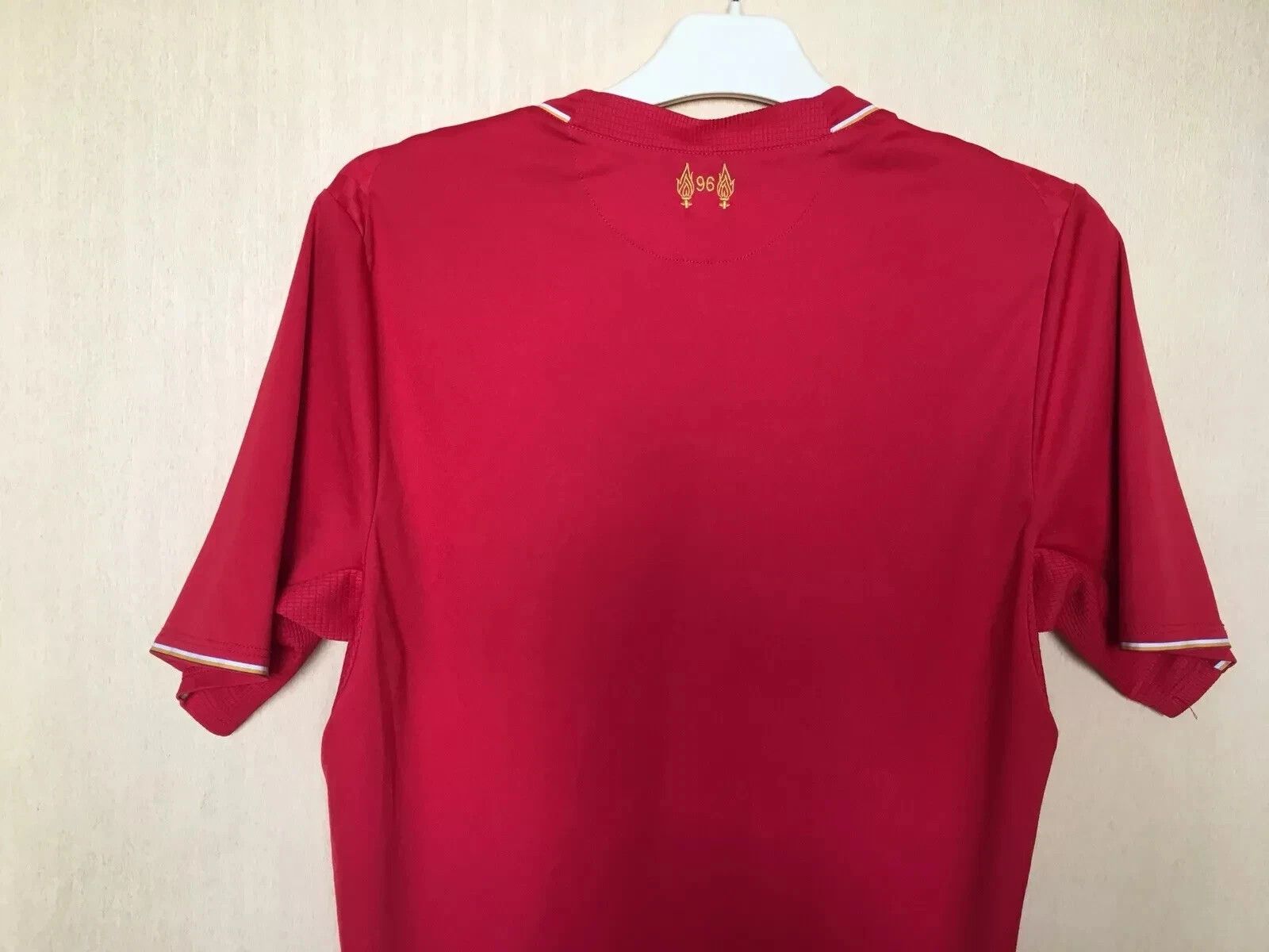 New Balance FC LIVERPOOL 2015 2016 HOME FOOTBALL JERSEY SOCCER SHIRT Size US S / EU 44-46 / 1 - 7 Thumbnail