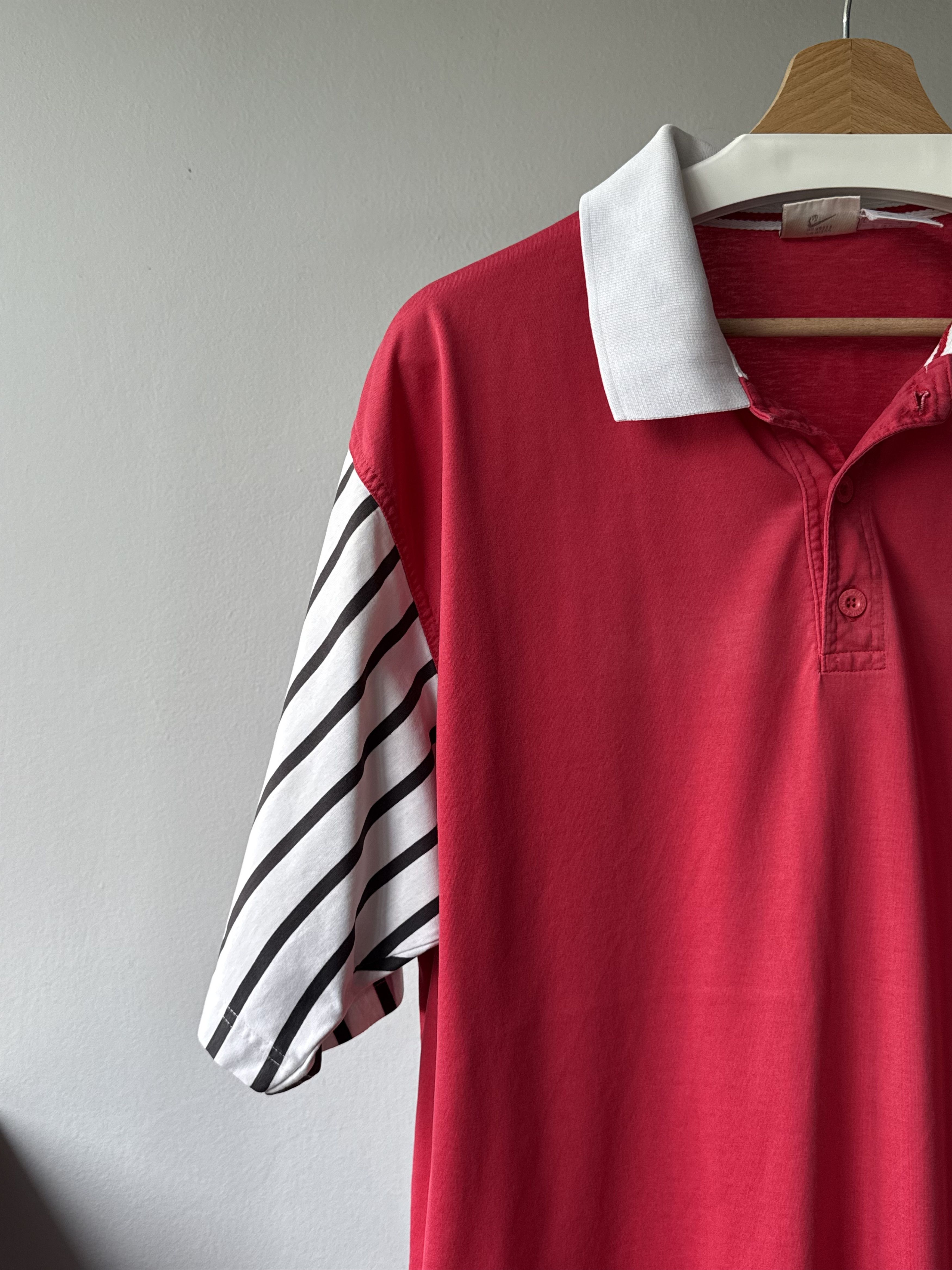 Nike Vintage Nike Supreme Court Striped Sleeves Red Polo Shirt Size US L / EU 52-54 / 3 - 6 Thumbnail