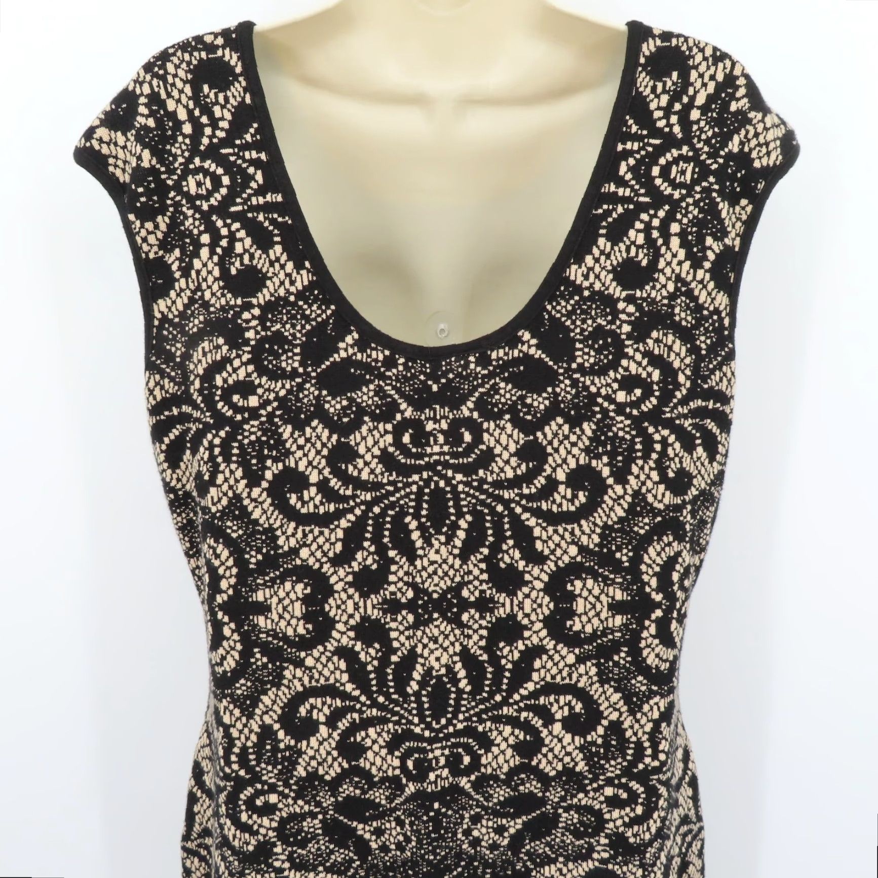 Torrid Torrid Plus 2X Black Lace Print Knit Dress Sleeveless Scoop Neck Short Pint Bodycon Size XXL / US 16-18 / IT 52-54 - 5 Thumbnail