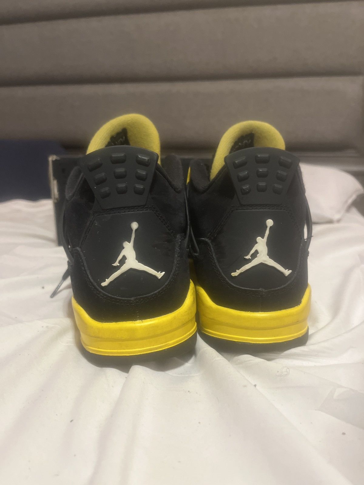 Jordan Brand Air Jordan 4 Retro Size US 7 / EU 40 - 3 Thumbnail