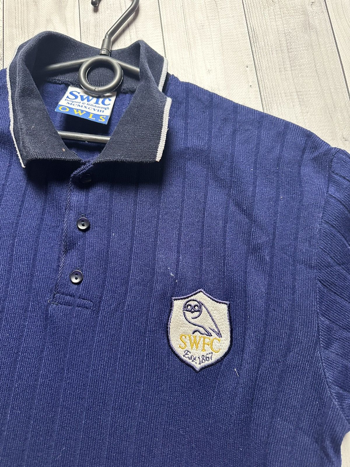 Vintage Vintage Sheffield United soccer polo size M navy rare Size US M / EU 48-50 / 2 - 3 Thumbnail