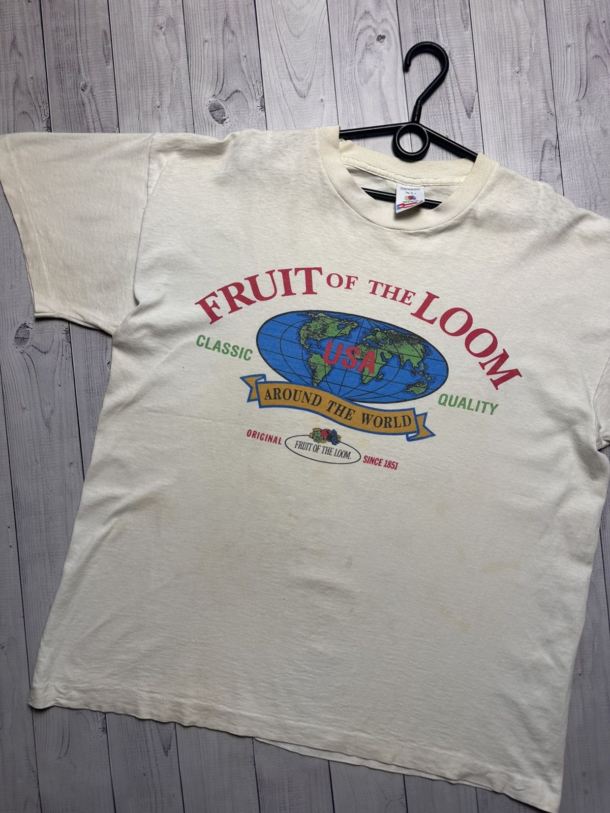 Vintage Fruit Of selling The Loom Graphic T-Shirt XL