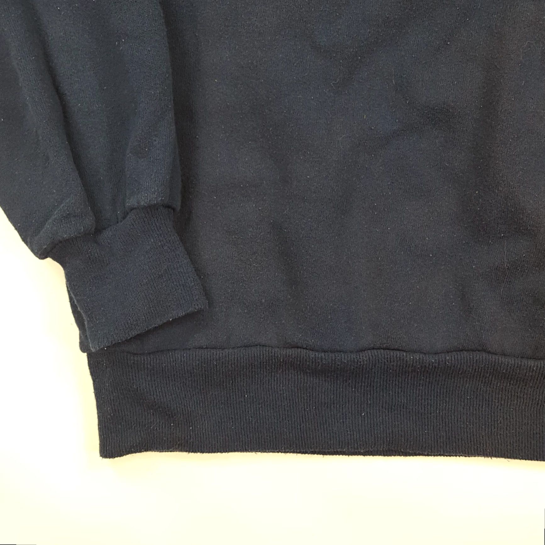 Jerzees VINTAGE Jerzees Sweatshirt Navy Crewneck 90s Cute Heart Flowers Women's L Blue U.S. Retro Pullover Sweatshirt Womens Size L / US 10 / IT 46 - 5 Thumbnail
