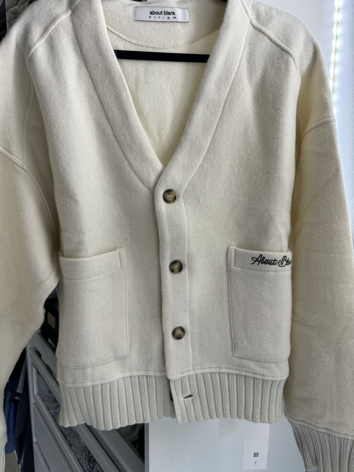 About:Blank Cream Cropped Cardigan Size US XL / EU 56 / 4 - 5 Thumbnail