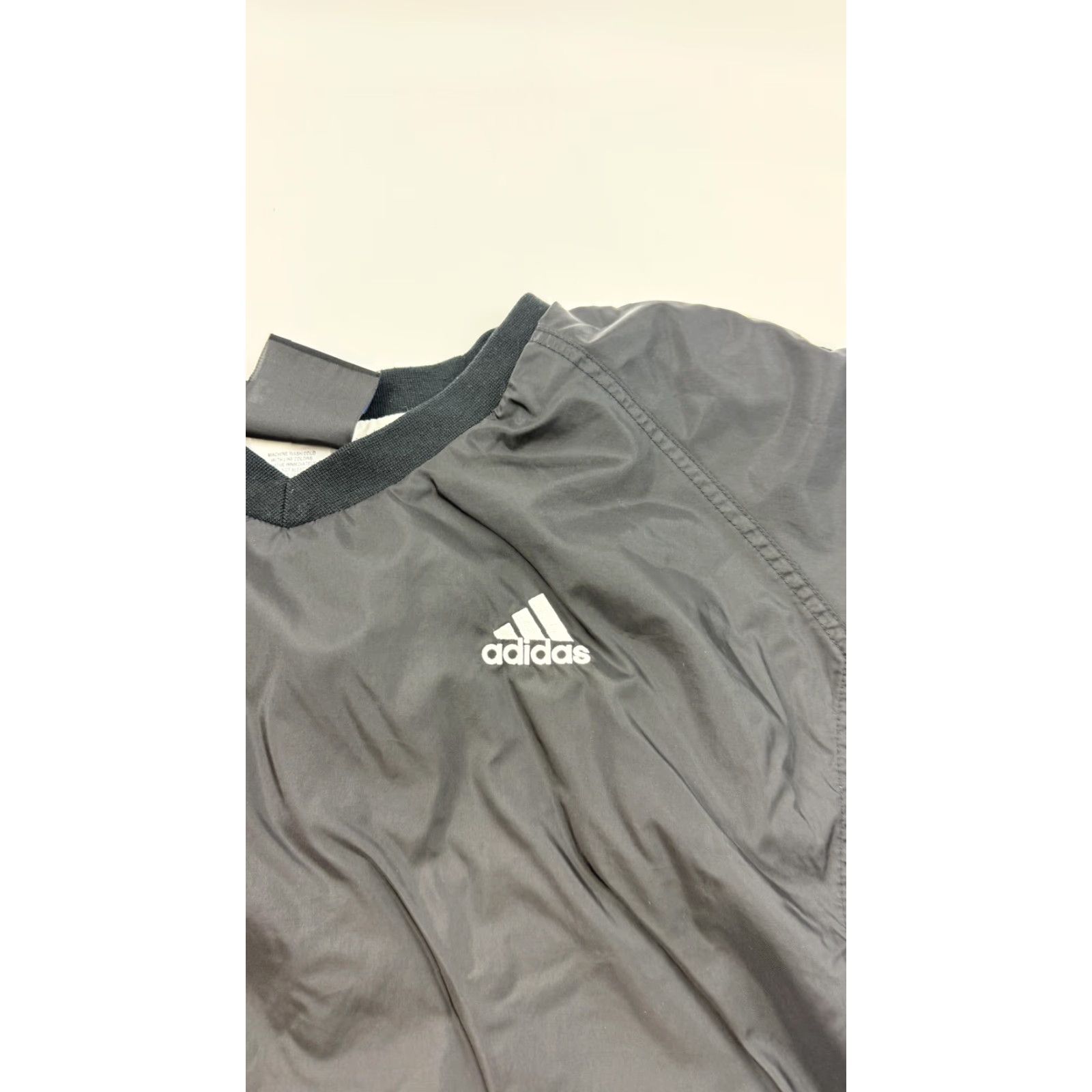 Adidas Adidas Team Windbreaker Jacket Mens Large Black V-Neck Pullover 3 Stripes Lined Size US L / EU 52-54 / 3 - 2 Thumbnail
