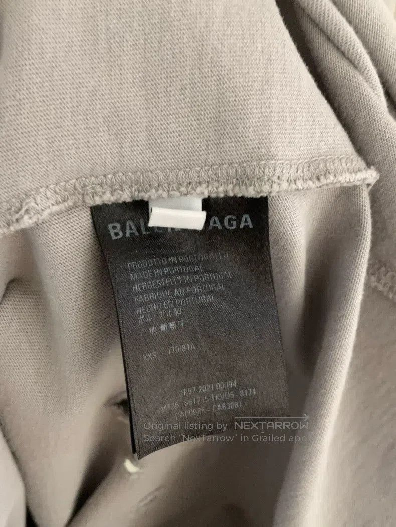 Balenciaga Balenciaga Logo printed holey vintage plain classic short- Size US S / EU 44-46 / 1 - 8 Thumbnail