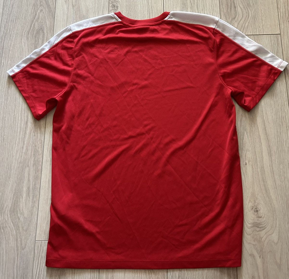 Umbro Umbro Pringles red short sleeve t shirt Size US M / EU 48-50 / 2 - 2 Thumbnail