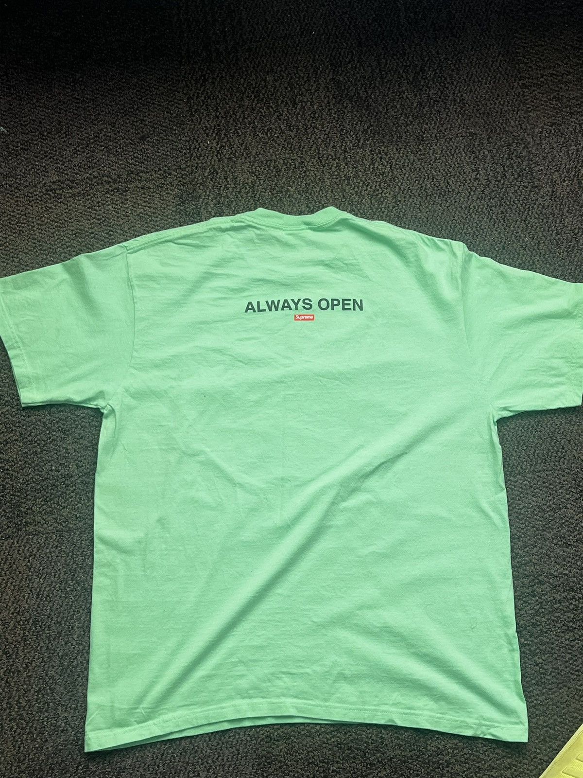 Supreme Supreme Graphic T Size US L / EU 52-54 / 3 - 2 Thumbnail