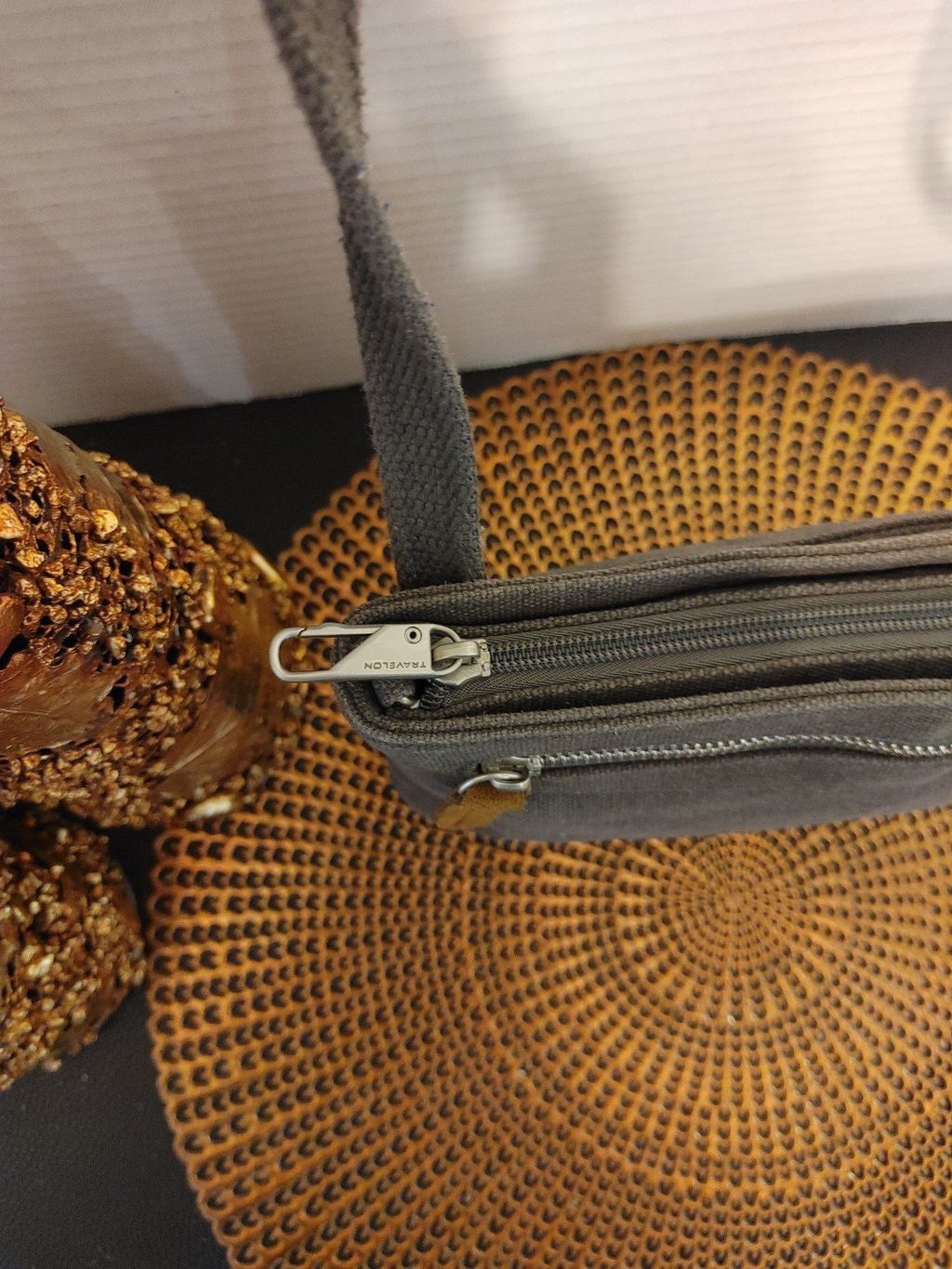 Away Travel Travelon RFID Bag Size ONE SIZE - 3 Thumbnail