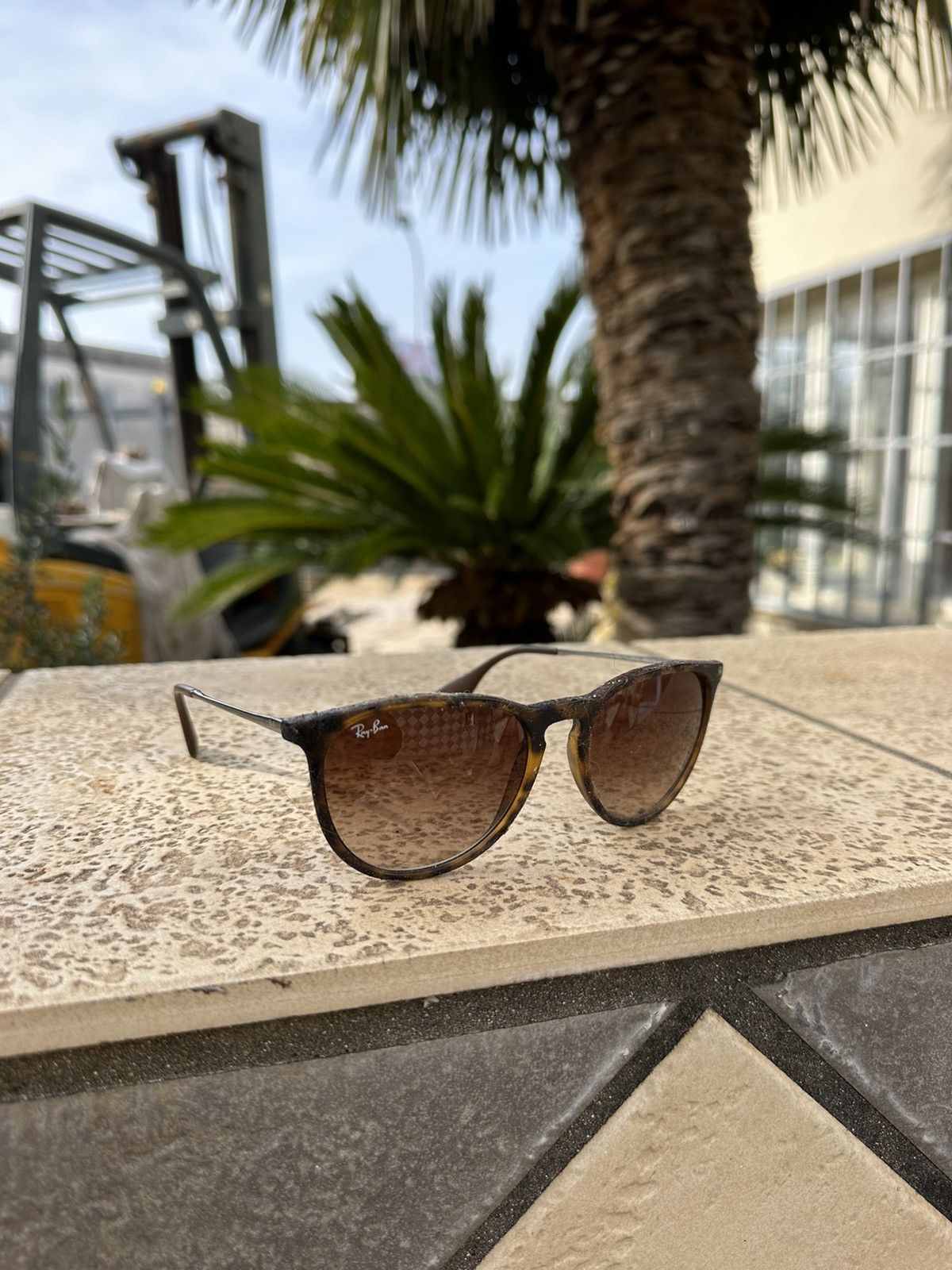 RayBan RayBan Sunglasses RB4171 Size ONE SIZE - 1 Thumbnail