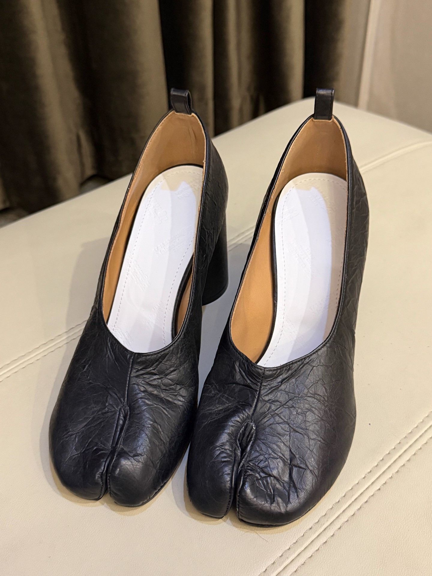 Maison Margiela Maison Margiela Black Pleated Shoes Size US 8 / IT 38 - 1 Thumbnail