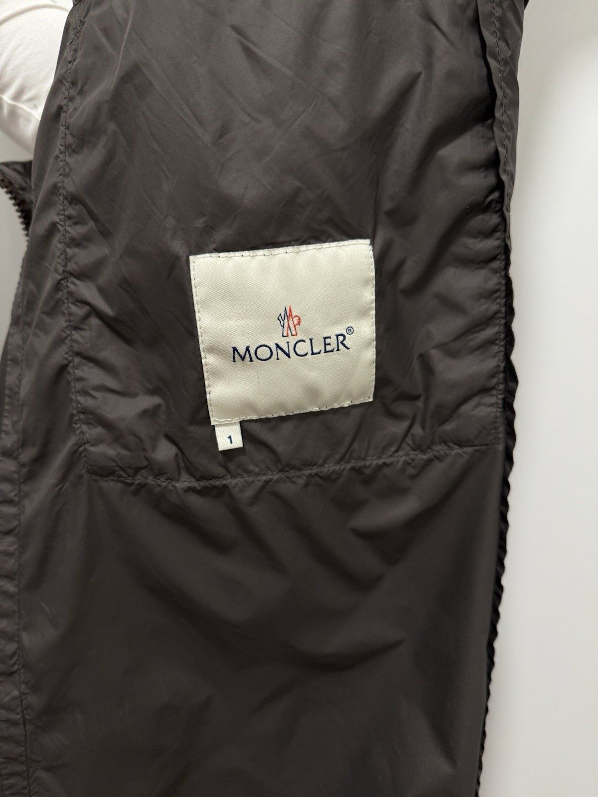 Moncler Vintage Moncler Womens Light Nylon Jacket Rain size 1 Size S / US 4 / IT 40 - 15 Thumbnail