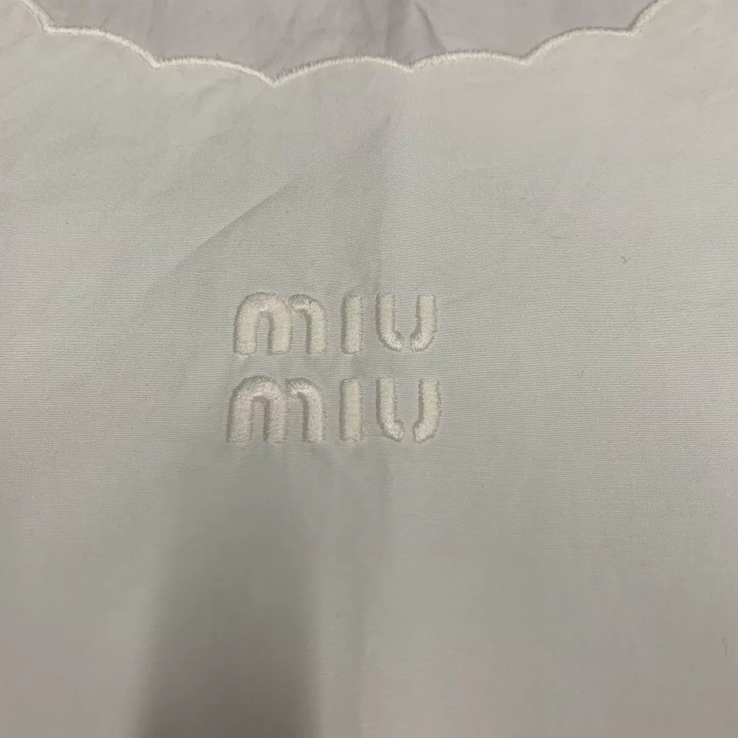 Miu Miu MIU MIU White Embroidered Logo Cami 40 Size S / US 4 / IT 40 - 6 Thumbnail