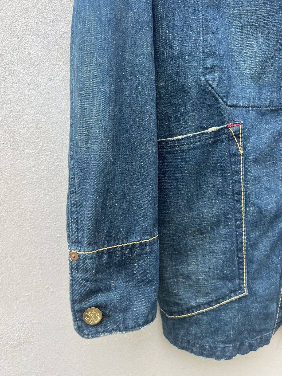 Levi's × Vintage Vintage 2002 Levi’s Redloop Distress Fade Denim Chore Jacket Size US M / EU 48-50 / 2 - 7 Thumbnail