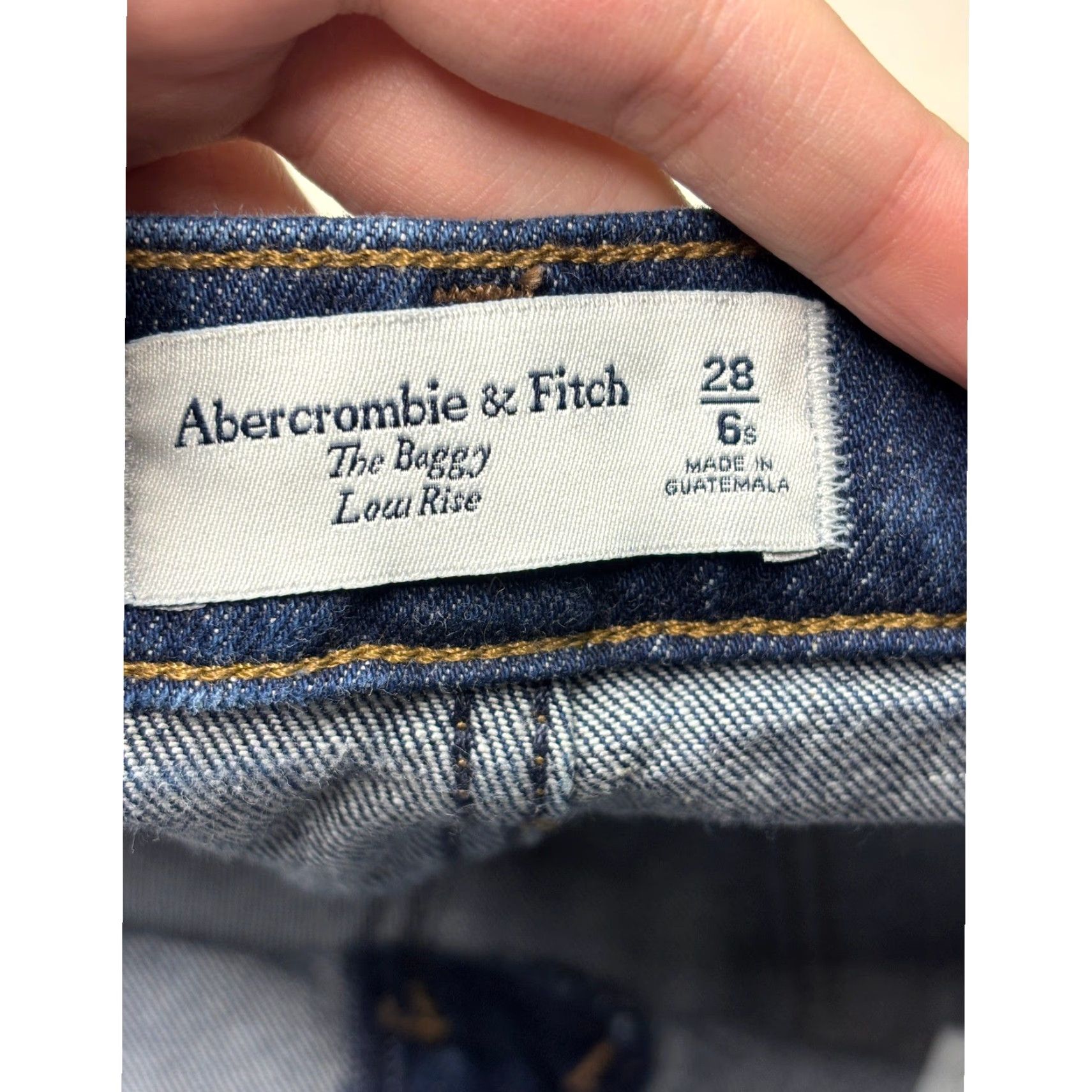 Abercrombie & Fitch VINTAGE Abercrombie Fitch Baggy Low Rise Dark Wash Jeans Women 32X29 Denim Jeans Baggy Fit Low Rise Dark Wash Abercrombie Fitch Jeans Women 32 Size 24" / US 00 / IT 34 - 5 Thumbnail