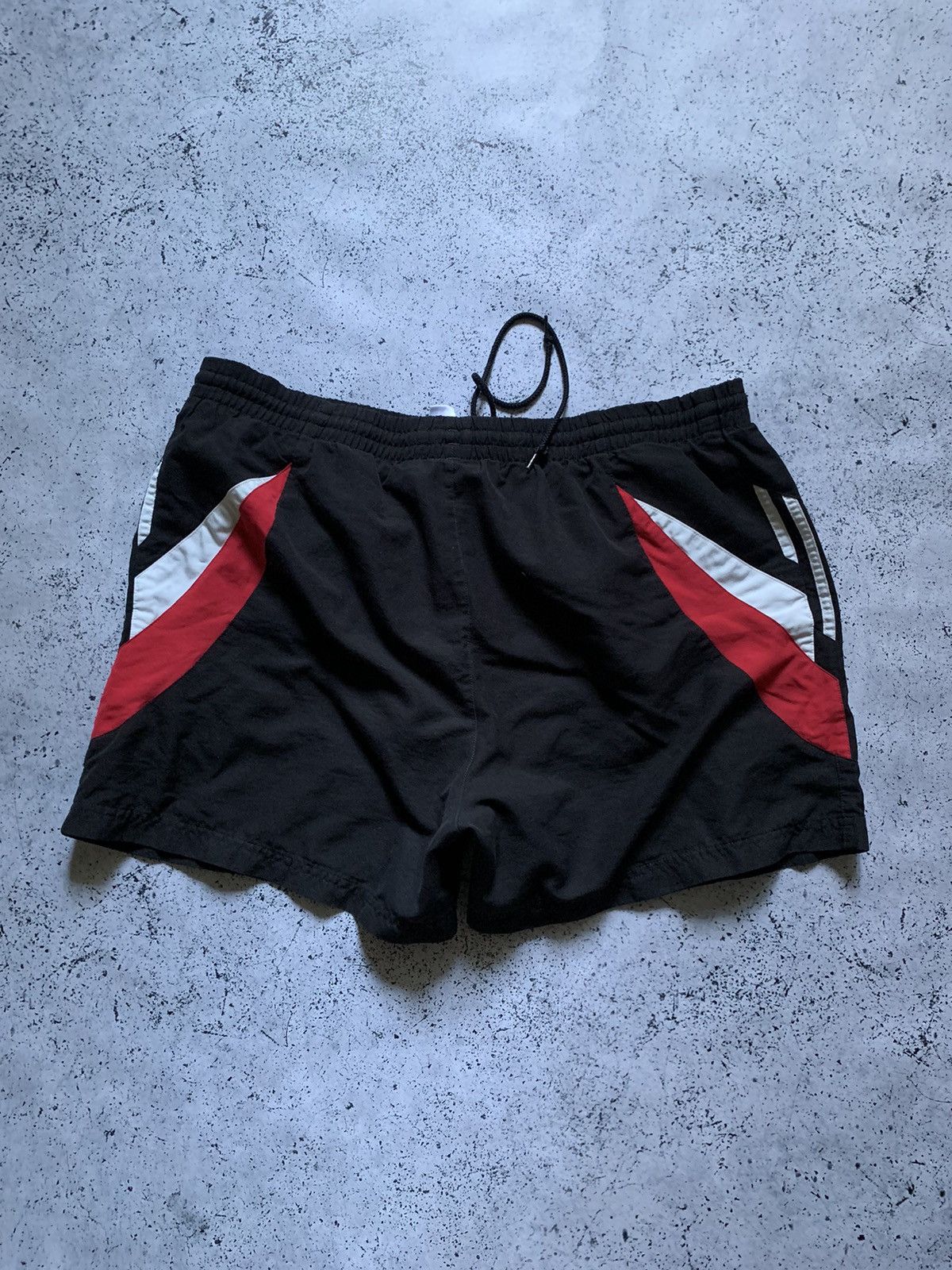 Other Vintage Adidas Shorts Y2K Baggy Fit Swoosh USA Size US 34 / EU 50 - 9 Thumbnail