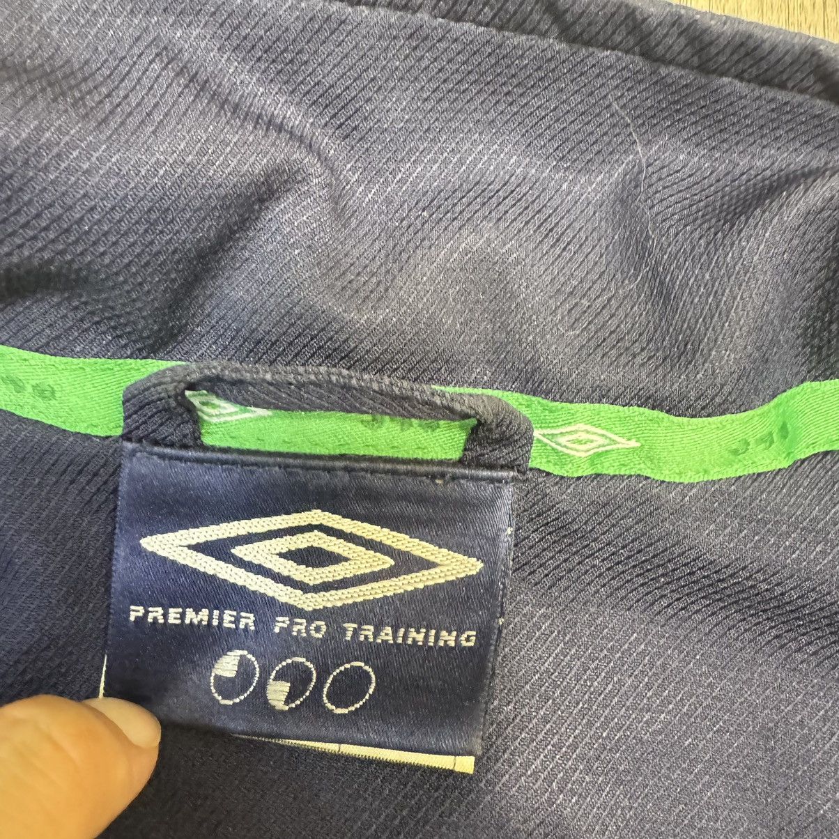 Umbro Ireland 2000s training jacket Size US L / EU 52-54 / 3 - 10 Thumbnail