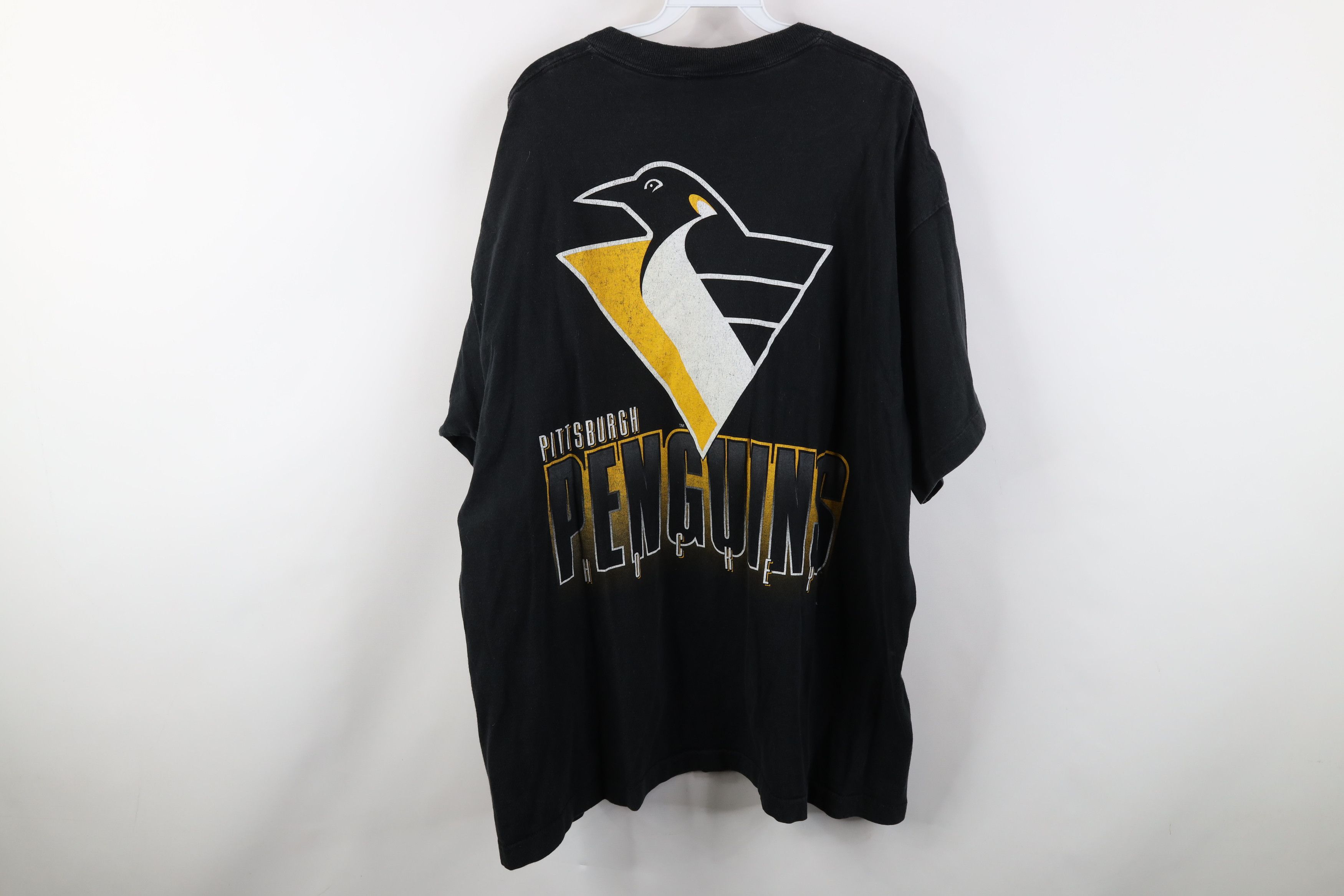 Vintage Vintage 90s Pittsburgh Penguins Hockey T-Shirt Black USA Size US XXL / EU 58 / 5 - 13 Thumbnail