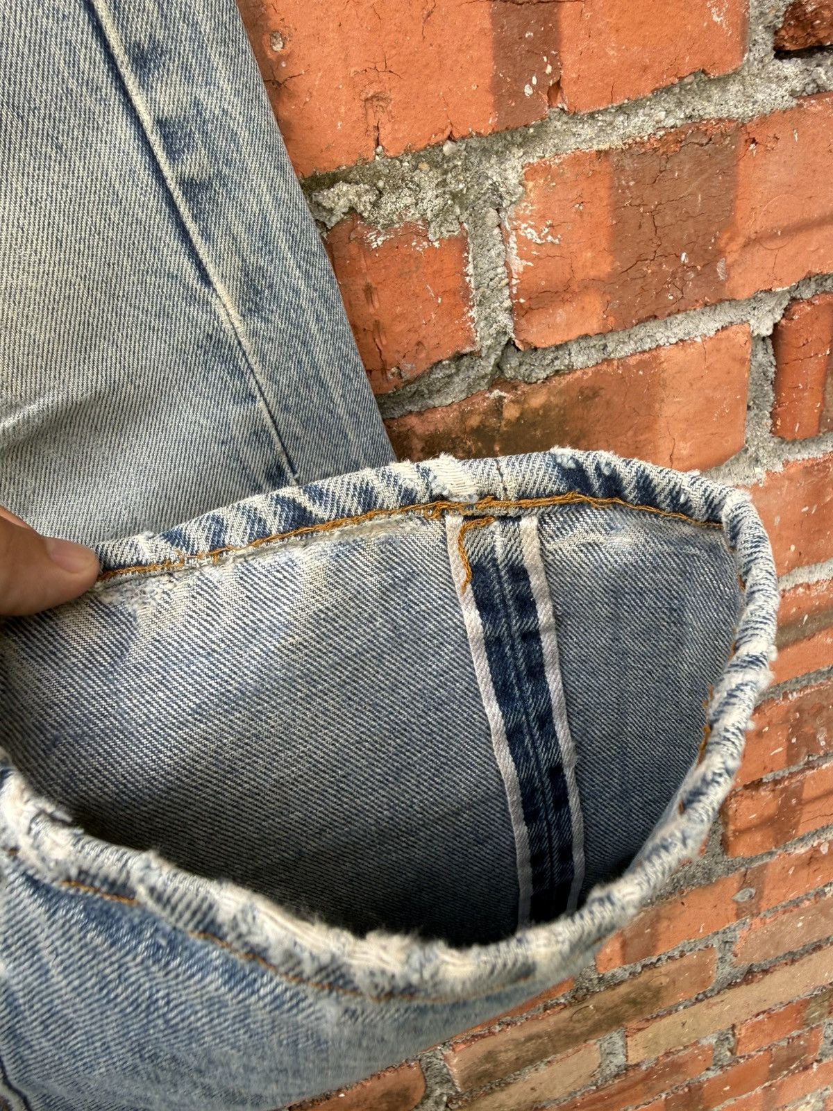 Levi's Vintage Clothing W31x32 Vintage levi’s 501 redline 80s distressed selvedge Size US 31 - 4 Thumbnail