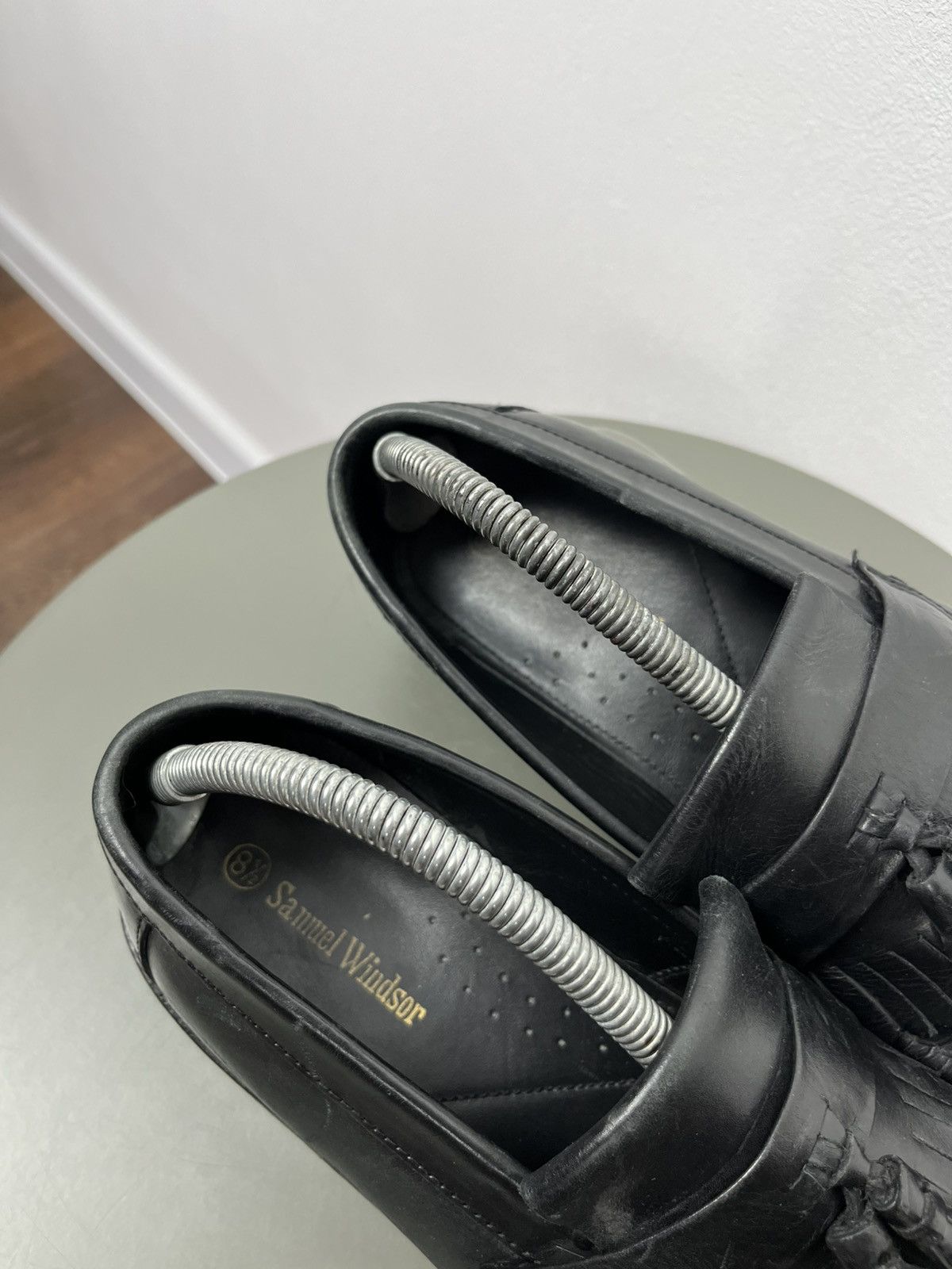 Other Samuel Windsor Black Leather Tassel Loafers Dress Shoes US 8 Size US 8.5 / EU 41-42 - 16 Thumbnail
