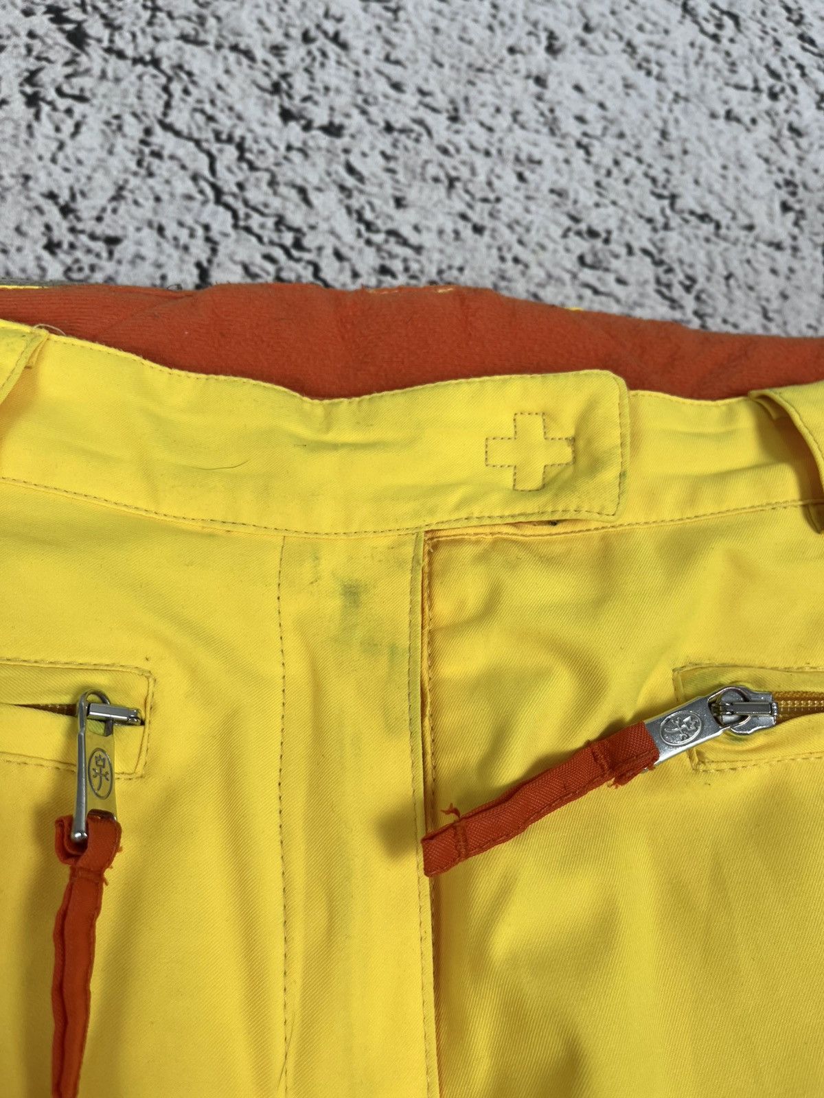 Jean Charles De Castelbajac Rossignol x JC de Castelbajac Gore Tex Dragon Ski Pants Size 30" / US 8 / IT 44 - 9 Thumbnail