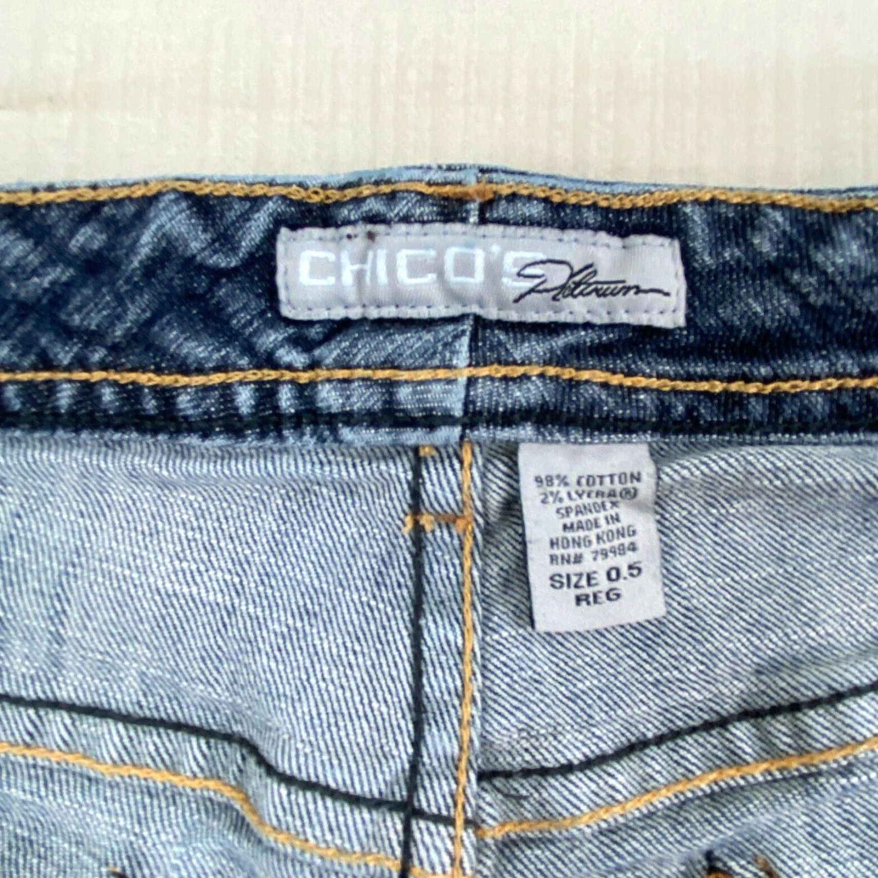 Vintage Chicos Womens Cropped Jeans 6 Medium Wash Denim Size 28" / US 6 / IT 42 - 4 Thumbnail