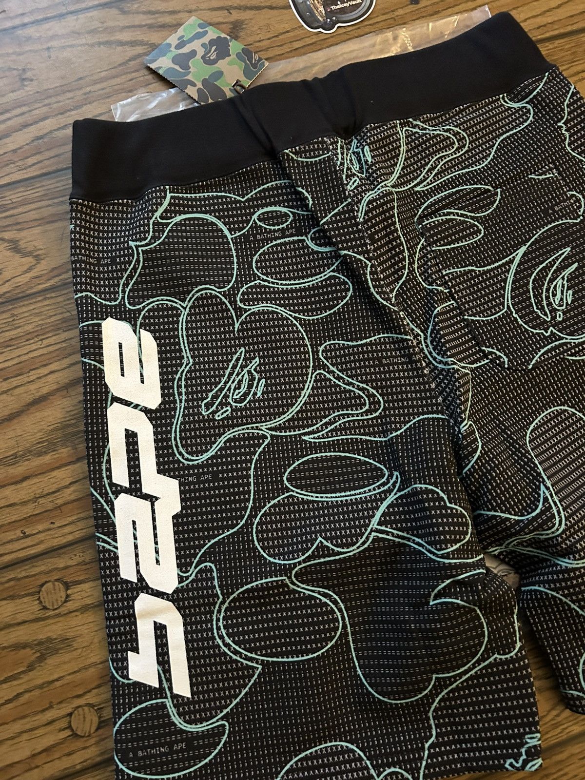 Bape Bape Text Code Camo Sweat Shorts Size US 32 / EU 48 - 4 Thumbnail