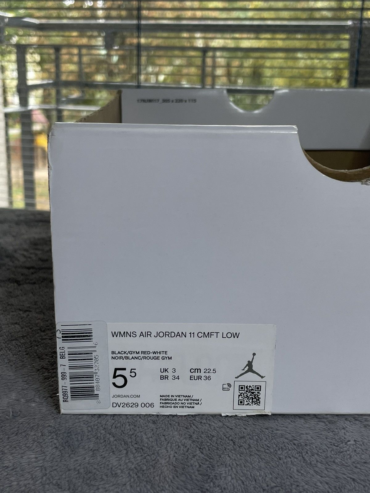 Jordan Brand × Nike Sneakers Air Jordan 11 CMFT Low Size US 5.5 / IT 35.5 - 12 Thumbnail