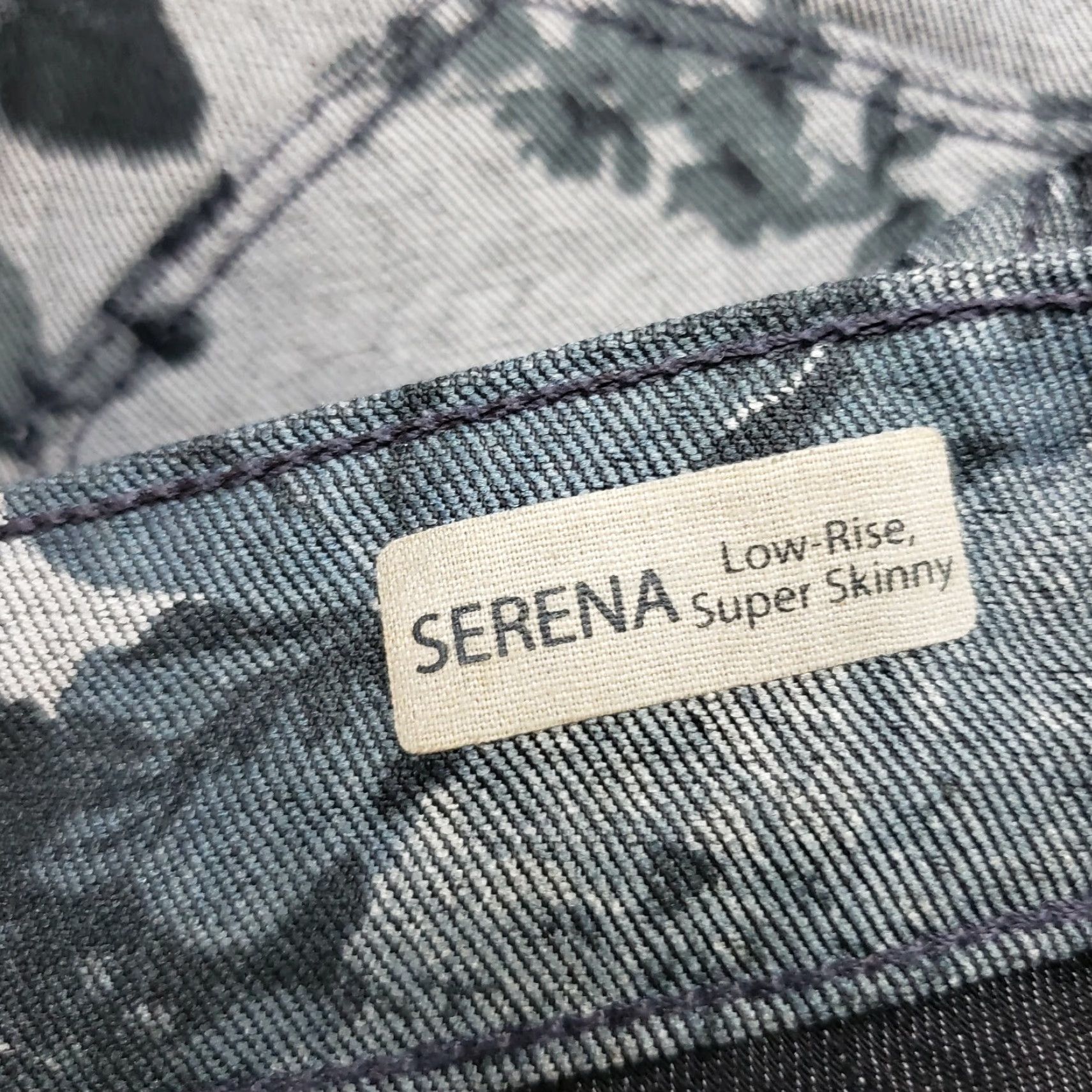 Vintage Mavi Womens Serena Low Rise Super Skinny Jeans Sz 26 Gray Floral Fleece Inseam 31.5in Cotton Blend Size 26" / US 2 / IT 38 - 7 Thumbnail