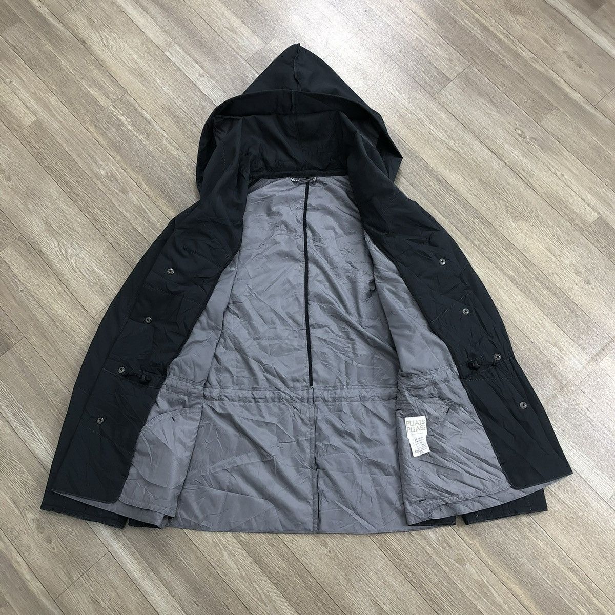Issey Miyake Vintage Pleats Please Issey Miyake Quilted Polyester Jacket Size US L / EU 52-54 / 3 - 16 Thumbnail