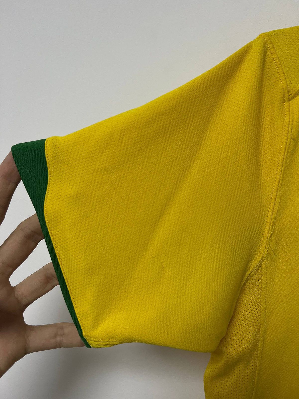 Nike Brazil World Cup 2006-2007 Football Shirt Brasil Nike S Size US S / EU 44-46 / 1 - 8 Thumbnail