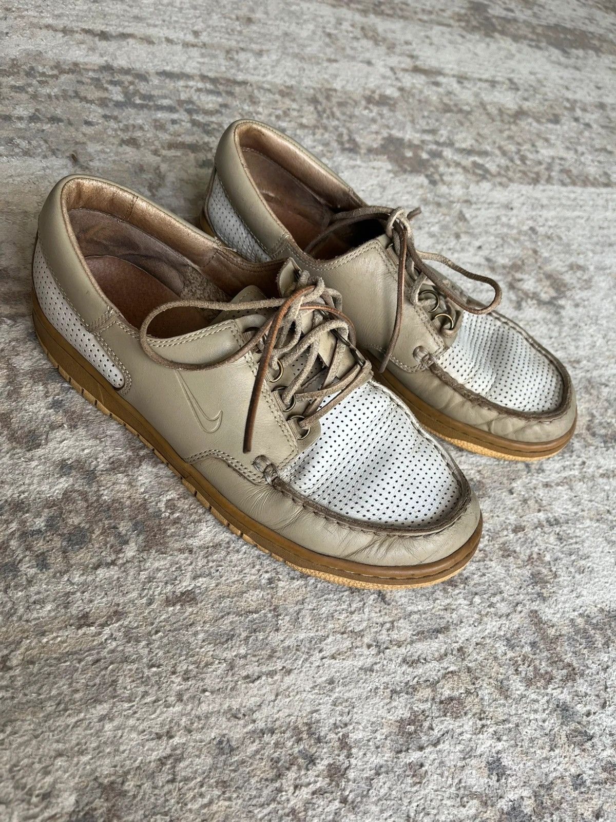 Nike Nike 313264-212 2007 VTG Tennis Nike Shoes Leather US 9.5 Size US 9.5 / EU 42-43 - 1 Thumbnail