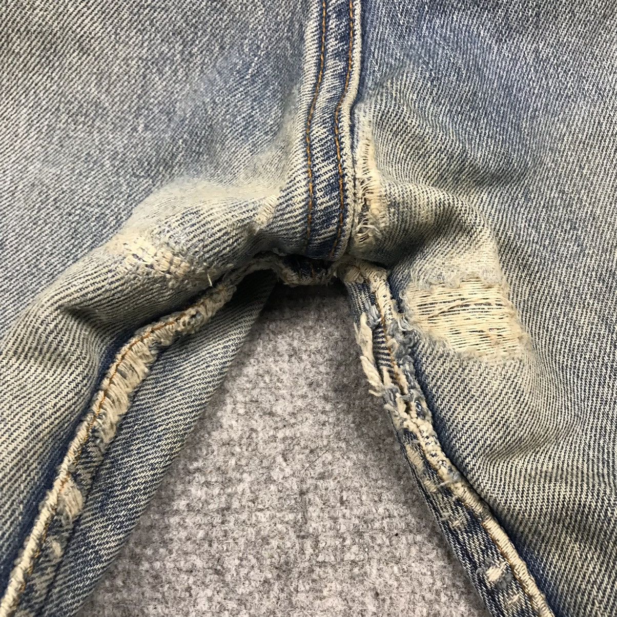 Levi's Vintage Clothing × Vintage Levi’s 501xx distressed denim jeans pants Size US 34 / EU 50 - 14 Thumbnail