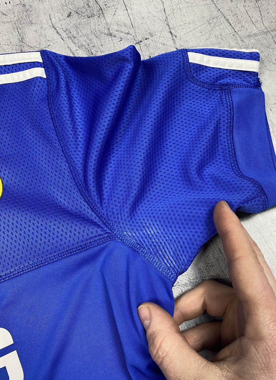 Adidas Chelsea FC 2009/10 Adidas Home Jersey – Samsung – Size L Size US L / EU 52-54 / 3 - 11 Thumbnail