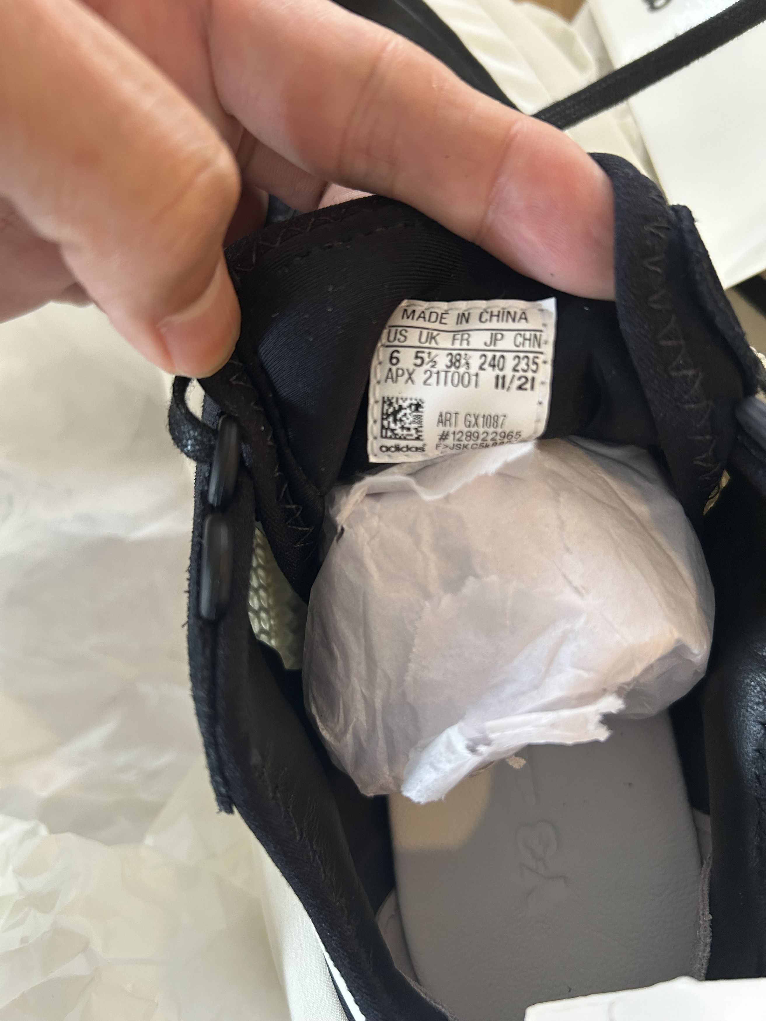Y-3 Y-3 MAKURA SNEAKER Size US 6 / EU 39 - 4 Thumbnail