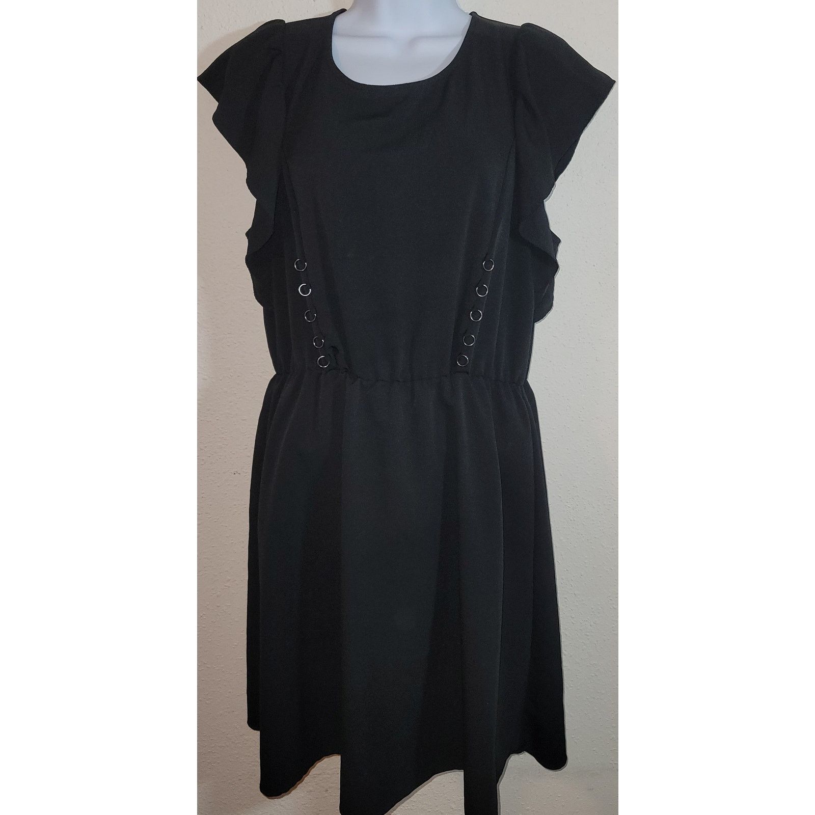 Other Xhilaration Black Ruffled Sleeves Mini Dress M Keyhole Back Size M / US 6-8 / IT 42-44 - 1 Thumbnail