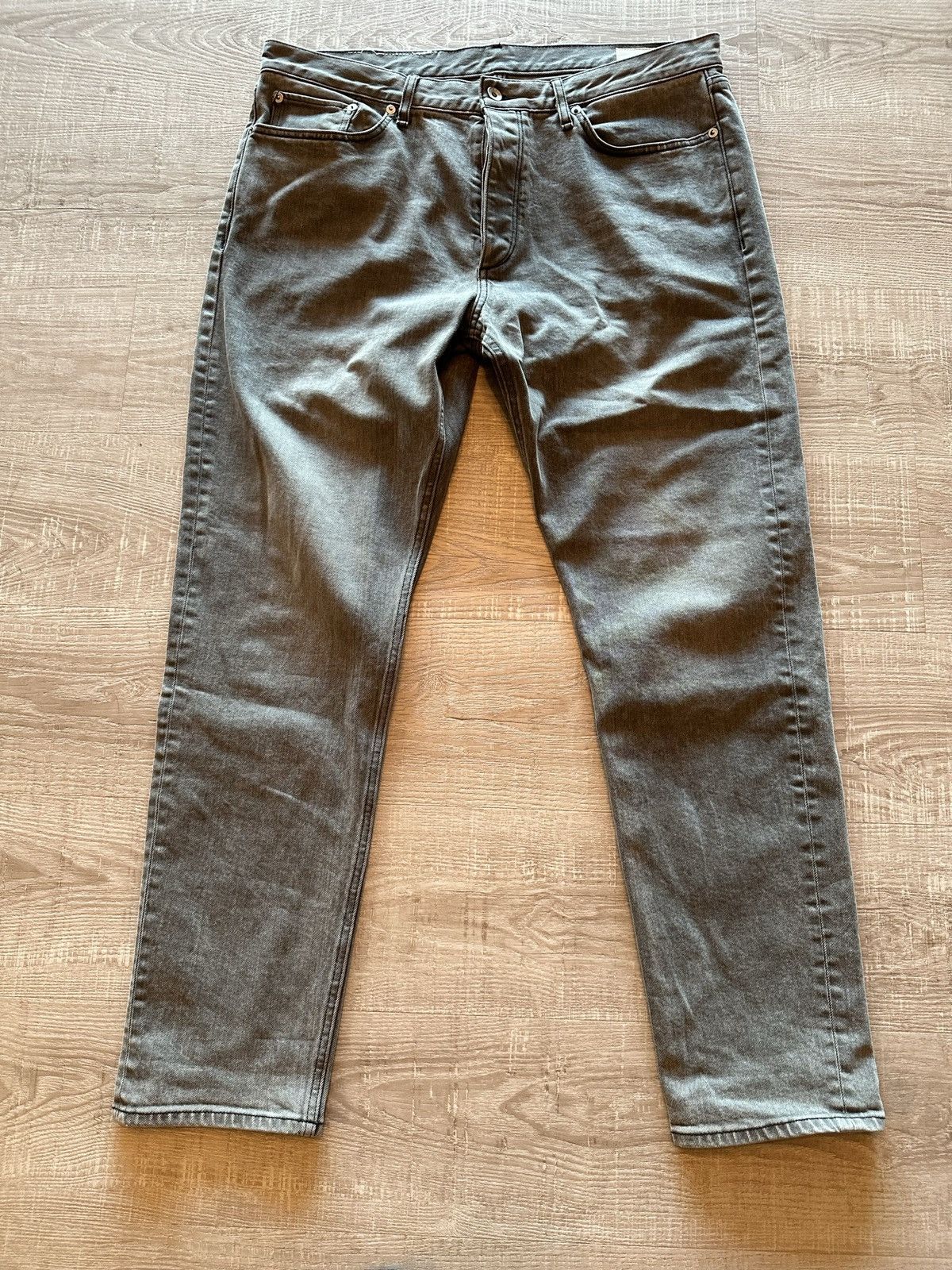 image of Rag Bone Rag & Bone Gray Denim Jeans. Size 38X32. Basically in Grey, Men's